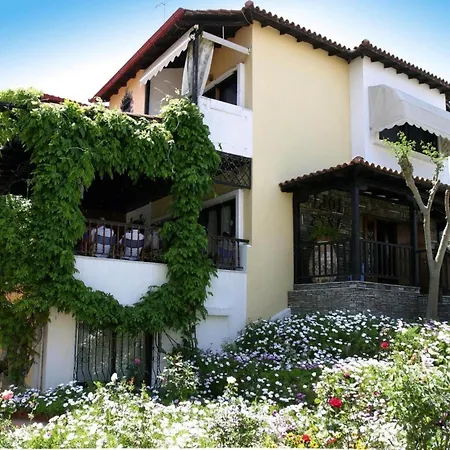 Flat In With A Terrace And Communal Pool Apartment *