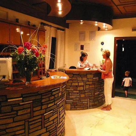 Flat In With A Terrace And Communal Pool Pefkochori